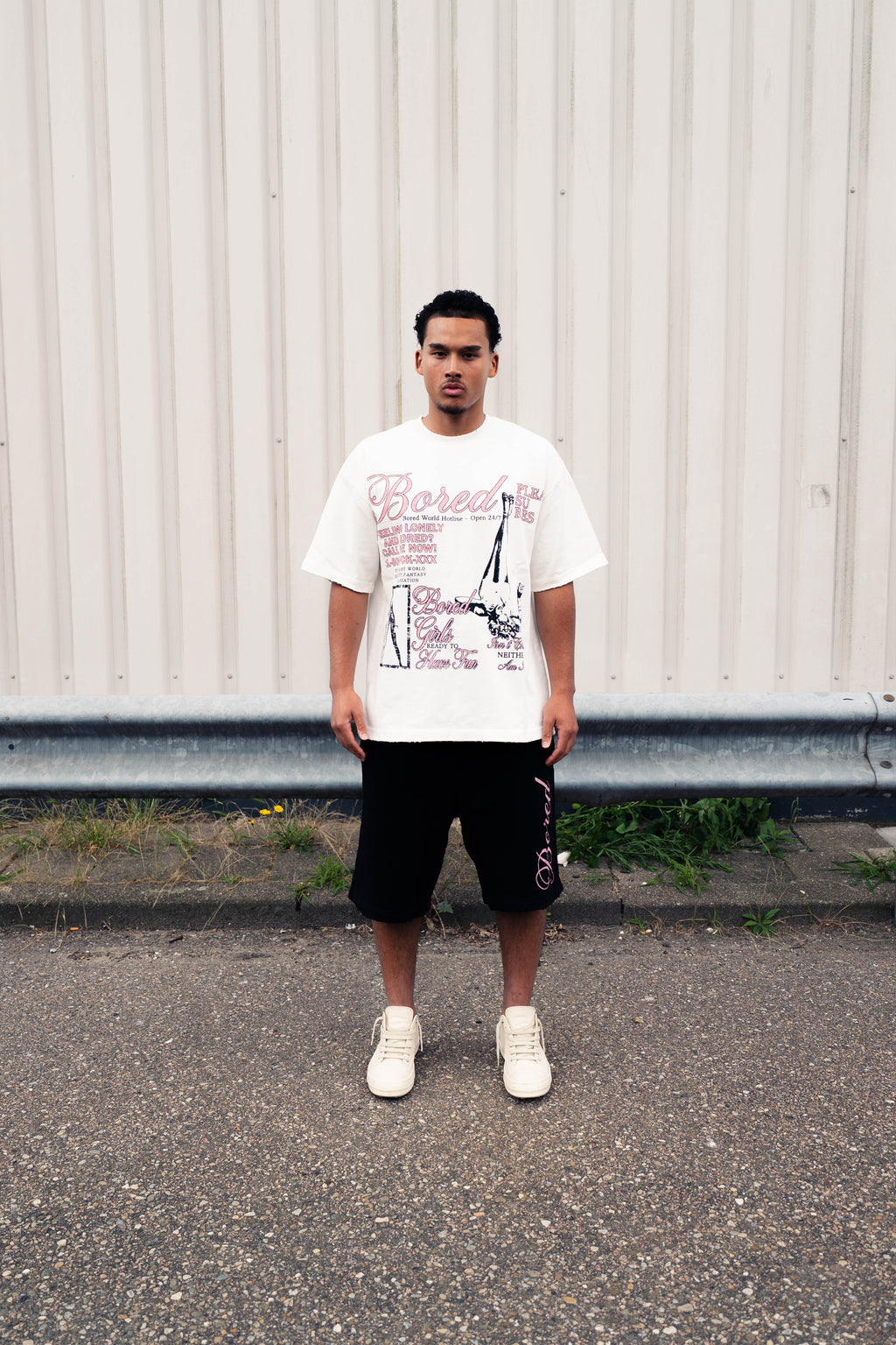 HOTLINE TEE