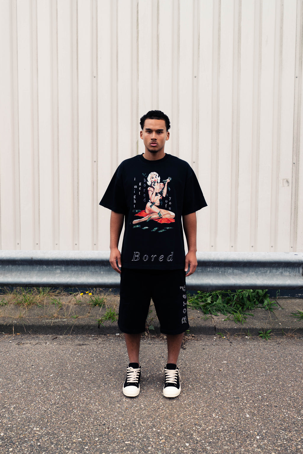 BORING BABY TEE